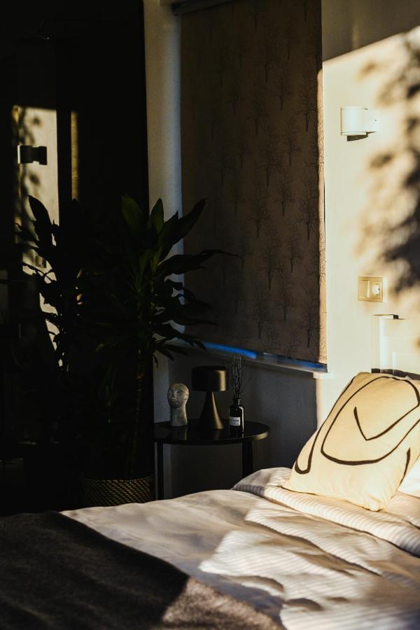 Alka - Cozy Room By The Sea With Private Hot Tub Njarthvik Екстериор снимка
