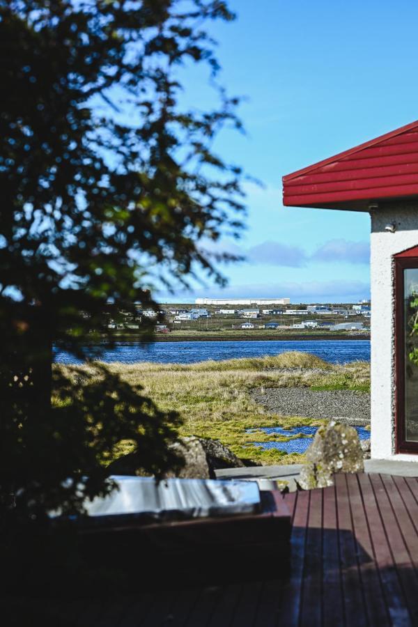 Alka - Cozy Room By The Sea With Private Hot Tub Njarthvik Екстериор снимка